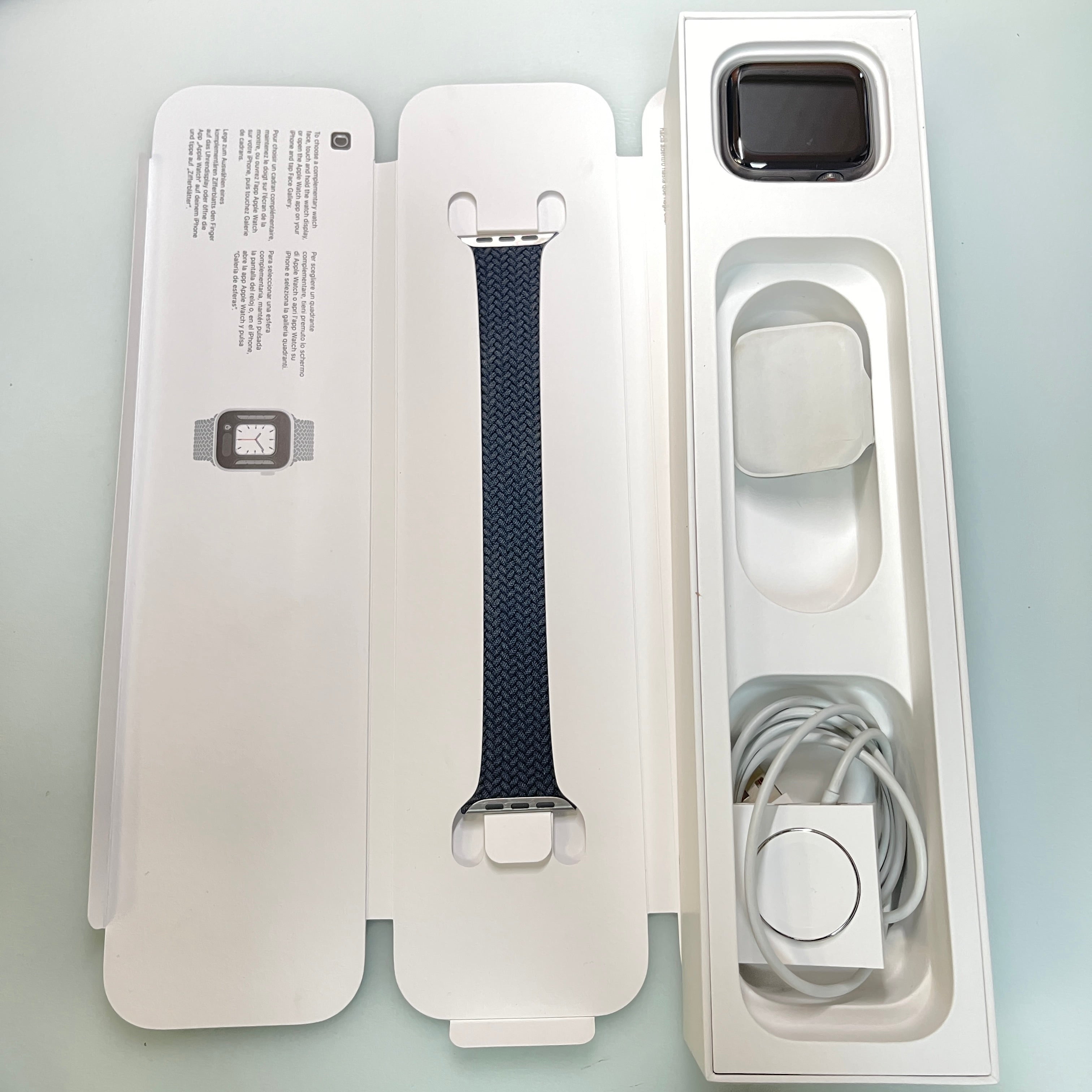 Apple Watch SE 44mm GPS+Cellular スペースグレイ