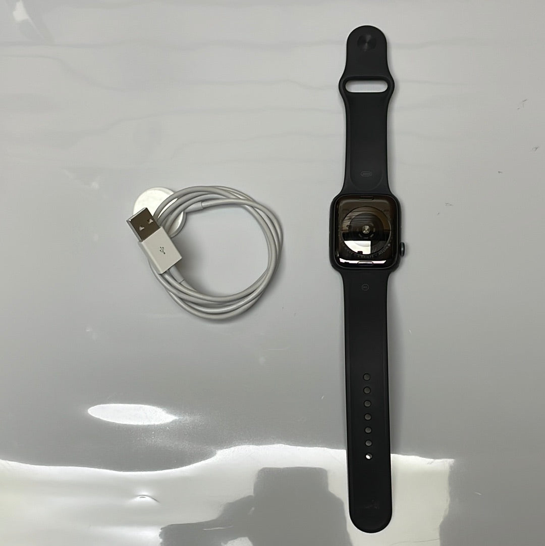 Apple Watch Series 5 GPS Aluminium 44mm Space Grey Acceptable Condition REF#46811