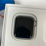 Apple Watch SE GPS Alum 40mm Silver Very Good Condition REF#51406