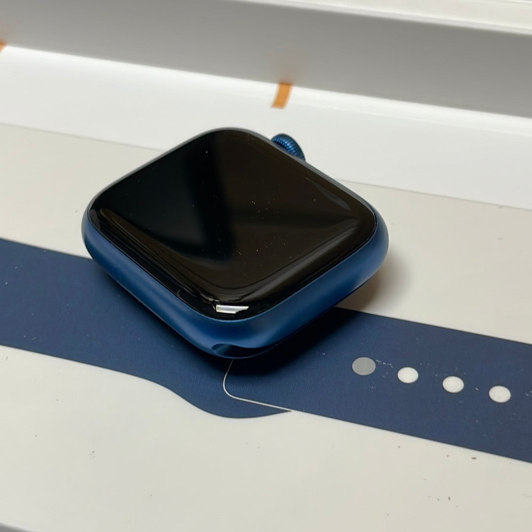 Apple Watch Series 7 GPS Alum 41MM Blue Pristine Condition REF#49273