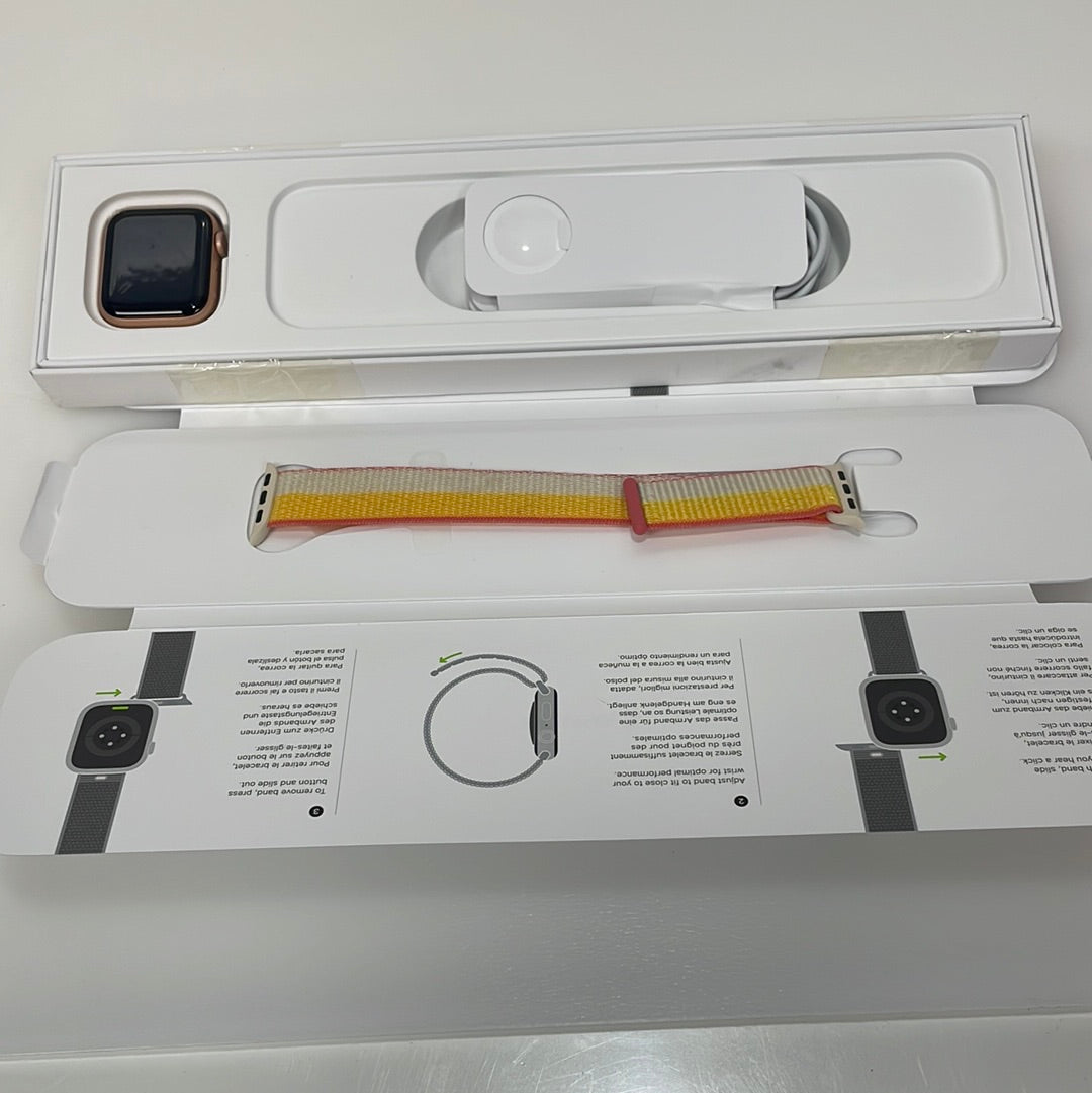 Apple Watch SE (GPS + Cellular) Alum 40MM Gold Pristine Condition REF#50651