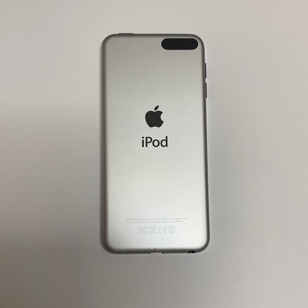 Apple iPod Touch 5 Silver 16GB in Good Condition