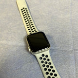 Apple Watch Nike SE GPS Alum 40mm Silver Very Good Condition REF#48040