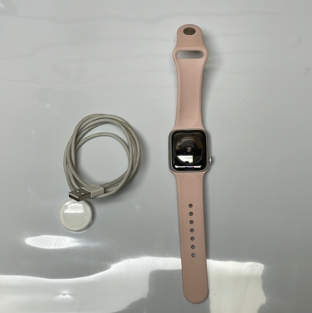 Apple Watch Series 5 GPS + Cellular Aluminium 40mm Silver Acceptable Condition REF#47737